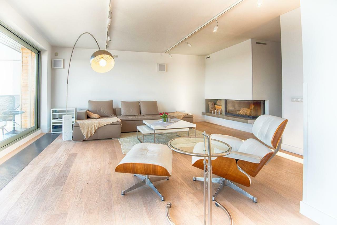 Superior Cliff Apartment 尤斯托尼莫斯基 外观 照片
