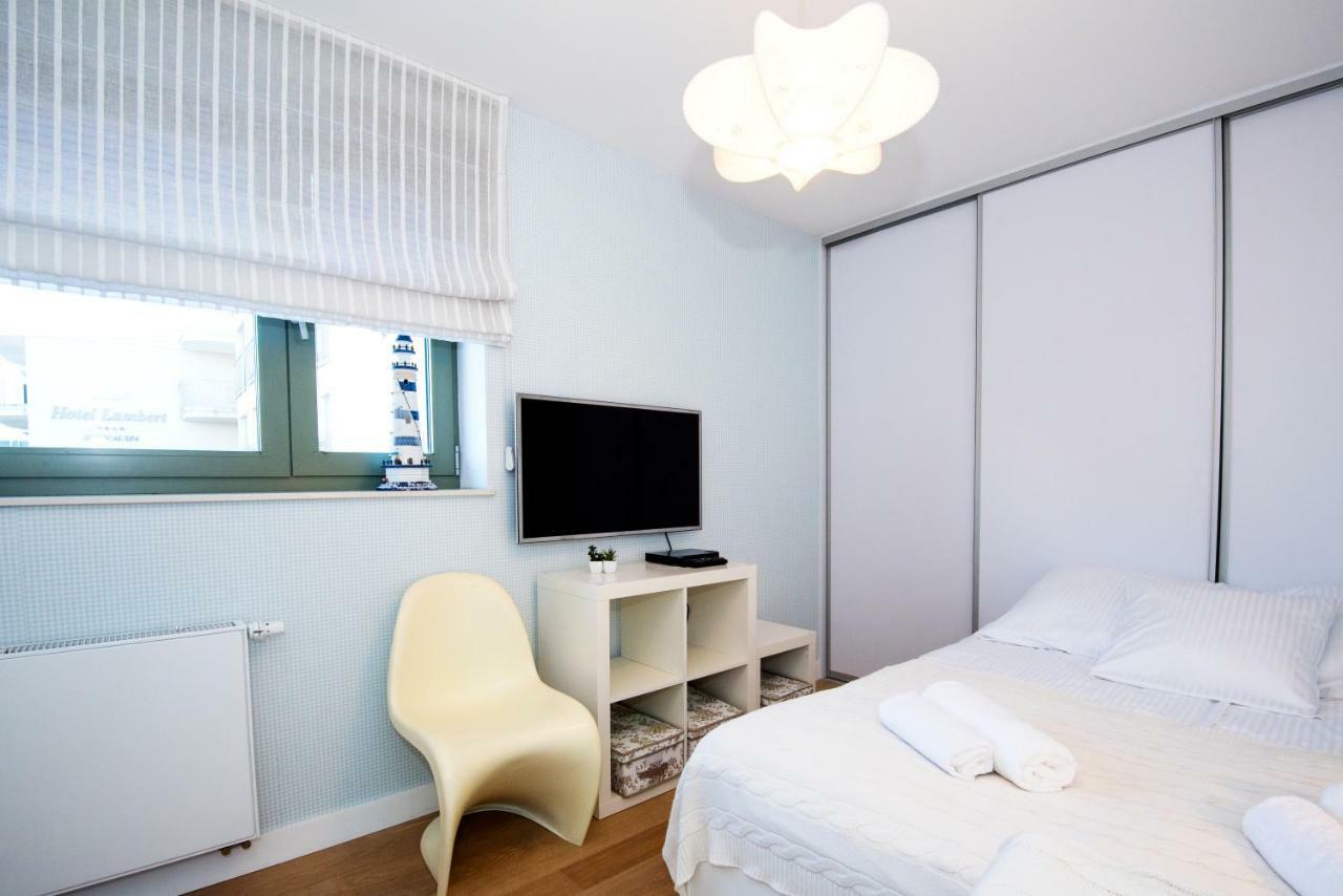 Superior Cliff Apartment 尤斯托尼莫斯基 外观 照片